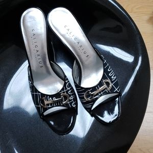 Caligarious kitten heels EUC